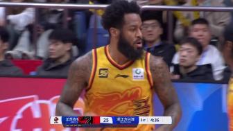 胡金秋10分 古德温空砍41+6+5 广厦7人上双轻取江苏