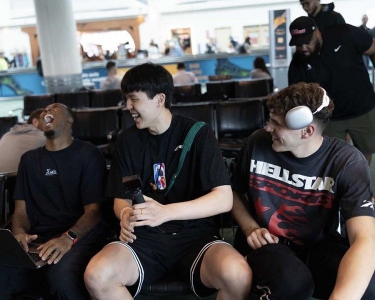 选秀专家：杨瀚森的夏联表现让克林根处境艰难 后者需要打得更好