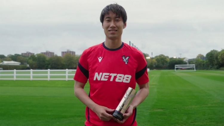 24.2%得票率全队第一！官方：镰田大地当选水晶宫9月队内最佳球员