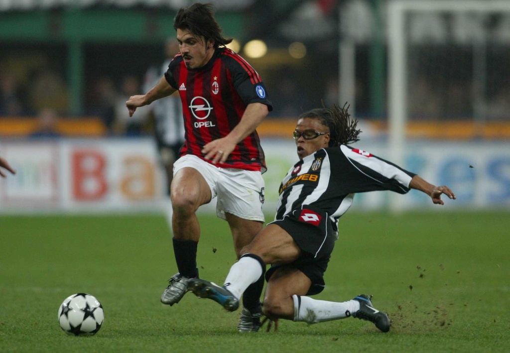 卡萨诺：当年伊布将加图索丢进垃圾桶，后者用力量把垃圾桶撑爆了