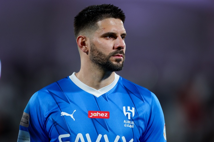 记者：米特洛维奇可能重返欧洲，1800万欧税后年薪是个挑战