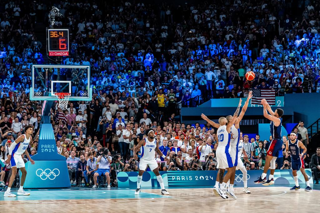 三分四连击！巴图姆：美国队需要库里超神才能赢我们 他太疯狂了