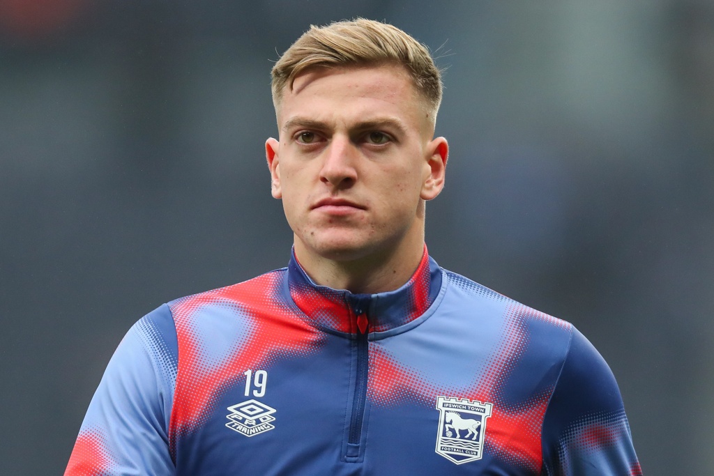 镜报：曼联有意伊镇前锋德拉普，转会费或需5000万镑以上