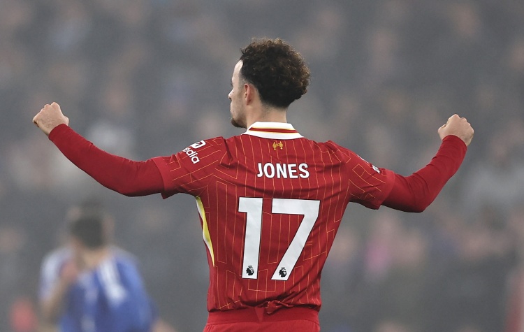 柯蒂斯-琼斯：如果你认为自己每场比赛都能赢，那你一定是疯了