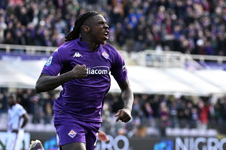 迪马济奥：小基恩扭伤后脚踝当晚没肿胀，今天将接受检查