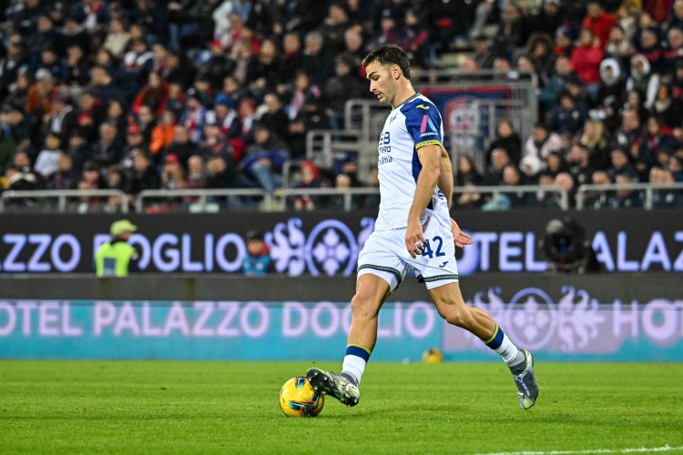 库博拉：这不是我所希望的首秀，意大利即使最简单的传球也会出错