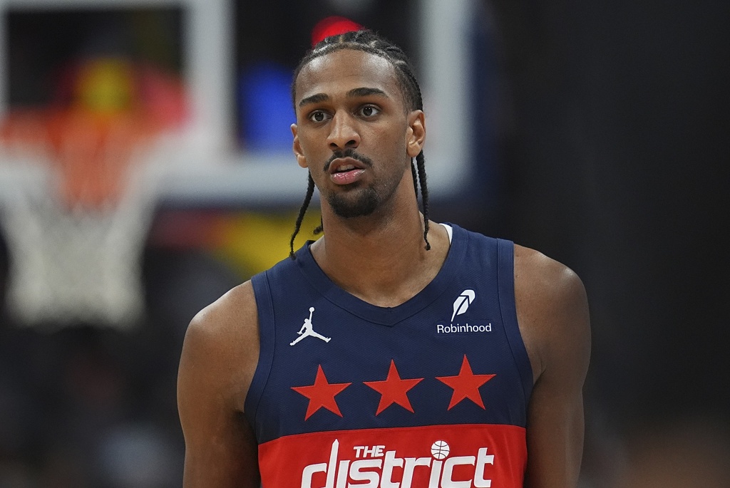 萨尔：明天的比赛意义非凡这是我和哥哥的首次正式比赛对决