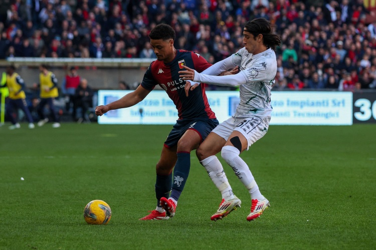 意媒：国米因未确定新帅叫停多笔转会，德温特可能会被黄潜截胡