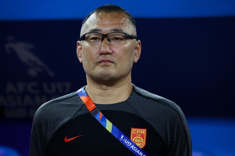 上村健一：国少首场先丢球后有些盲目长传 我对未出线深表歉意