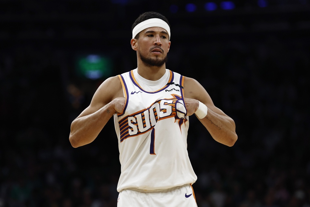 苏群：32-33赛季会出现第1位收入过亿的球员 老板们仍是最终赢家