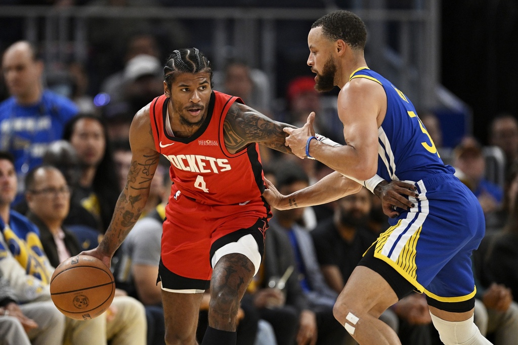 奥尼尔：杰伦-格林&申京表现得很出色 但范弗里特必须得提升状态