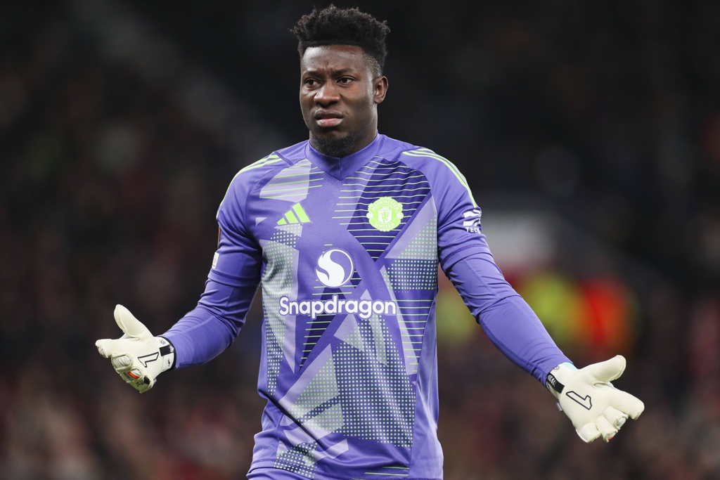 曼晚：曼联球员认为联赛杯惨败是新的低谷，更衣室对门将信心下降