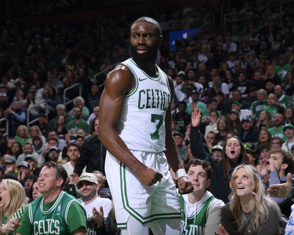 绿军前瞻球队篇：布朗单核带队值得期待吗？冲附加赛还是争状元？