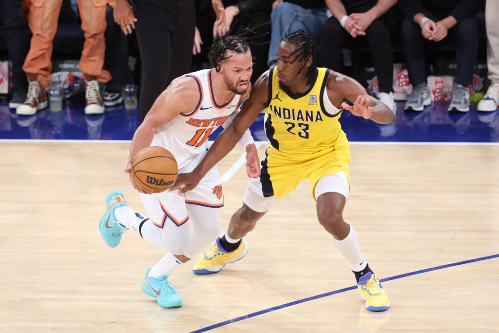 离谱！G4内史密斯主防时布伦森13投10分 其他人防大头6中6轰21分