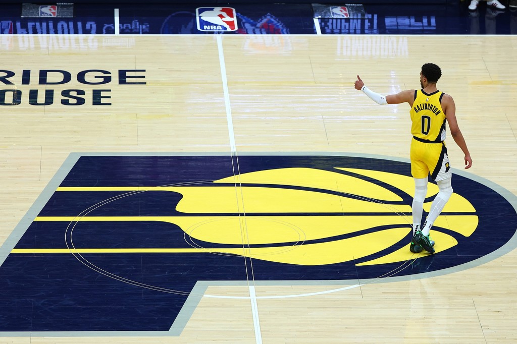 哈利伯顿：我们整体发挥都不够好 做出改变需要从我做起