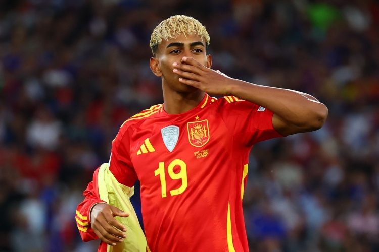 评论员：虽然欧国联输给了葡萄牙，但西班牙仍是世界杯冠军大热门