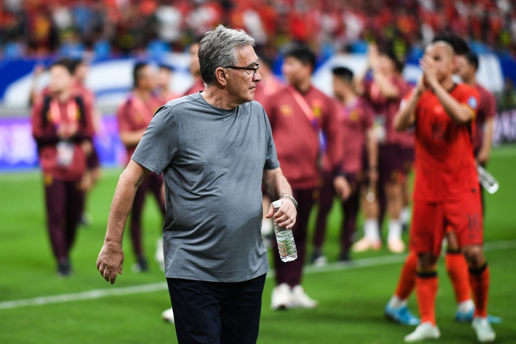 3次都错过！国足躺进18强赛、0-7日本、主场1-2沙特 伊万都没下课