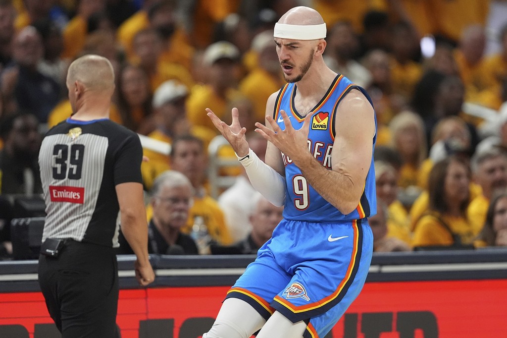 卡鲁索：在生涯每个阶段都在塑造为球队发声能力 这逐渐成为本能